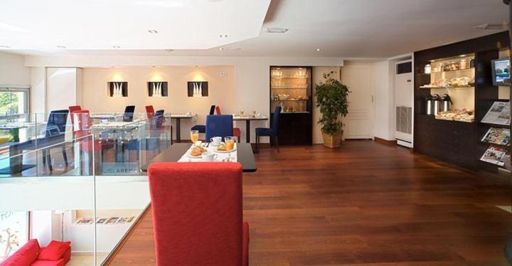 Hotel Arena Gijón Buitenkant foto