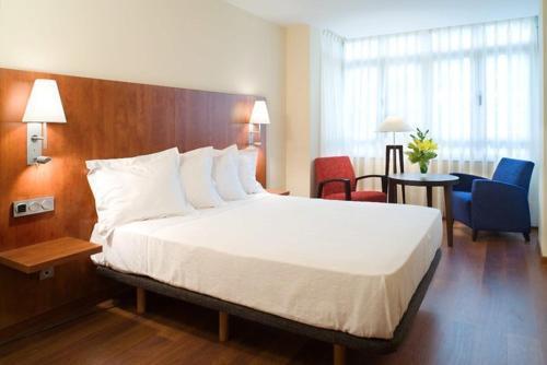Hotel Arena Gijón Buitenkant foto